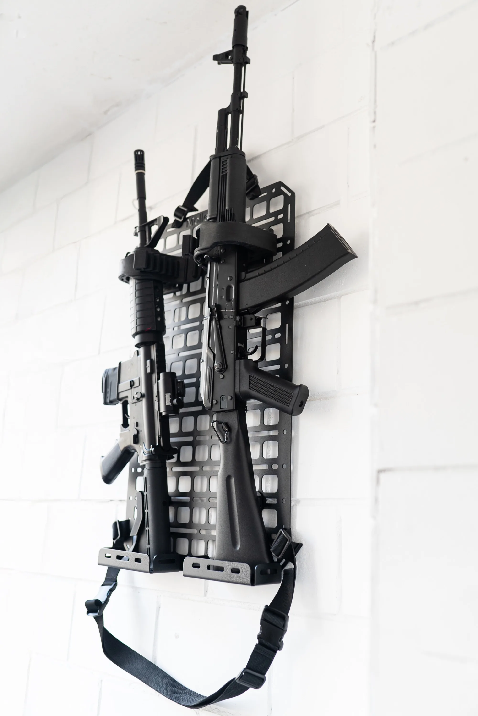 MOLLE панель під AR та АК у салоні збоку
